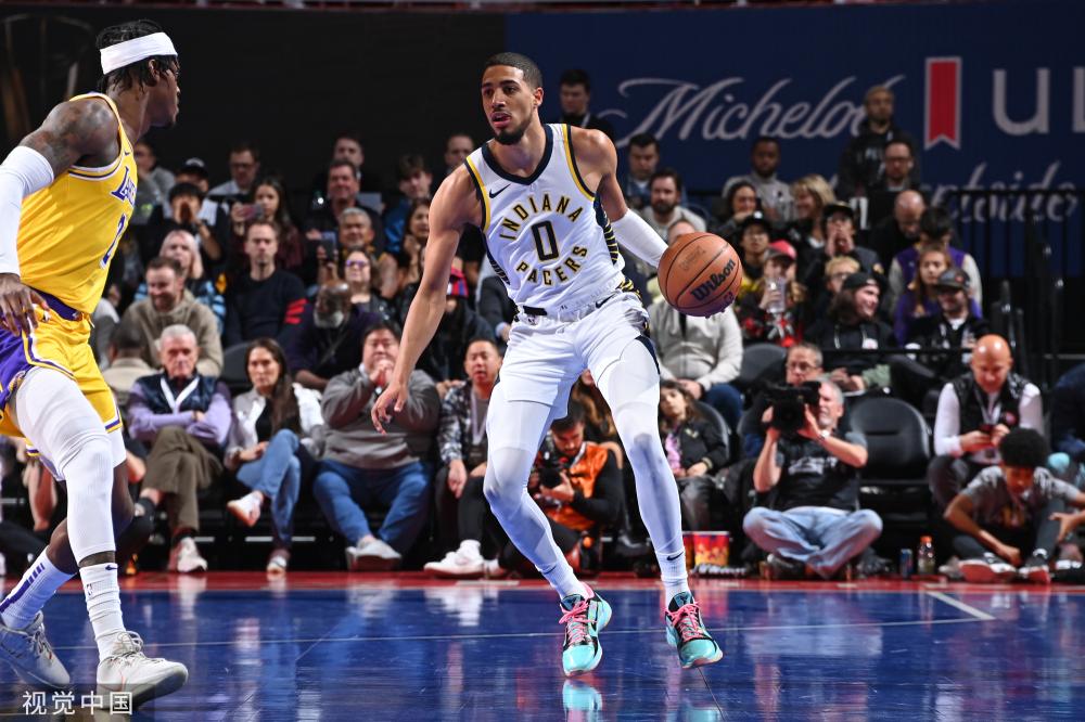 保持队内年 保持队内年